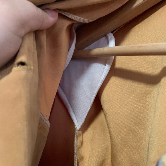 Vintage Tan Sweater - Picture 5 of 6